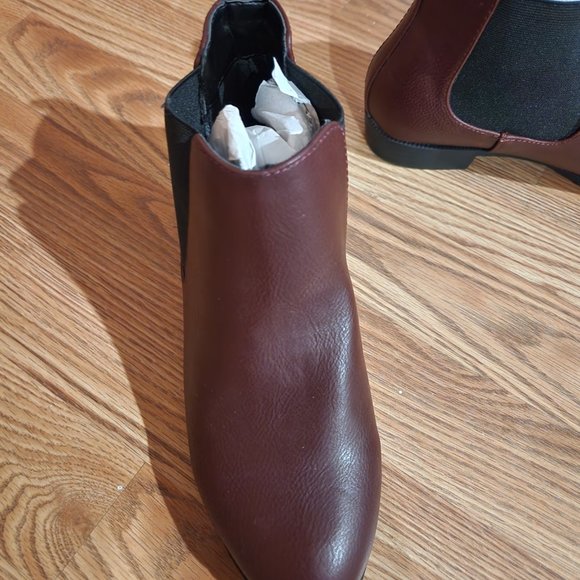 Maroon Chelsea Boots - Picture 4 of 5